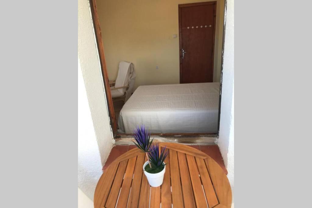 El Faro Apartaments Platja Llarga-Les Salines-Tgn Tarragona Exterior foto