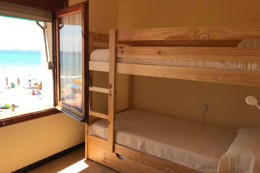 El Faro Apartaments Platja Llarga-Les Salines-Tgn Tarragona Exterior foto
