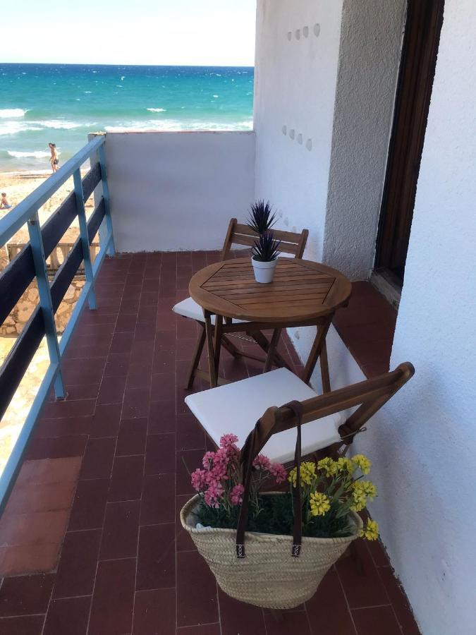 El Faro Apartaments Platja Llarga-Les Salines-Tgn Tarragona Exterior foto