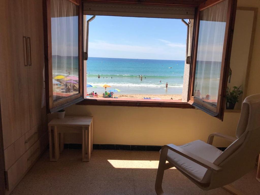 El Faro Apartaments Platja Llarga-Les Salines-Tgn Tarragona Exterior foto