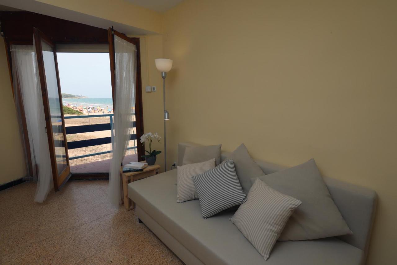 El Faro Apartaments Platja Llarga-Les Salines-Tgn Tarragona Exterior foto